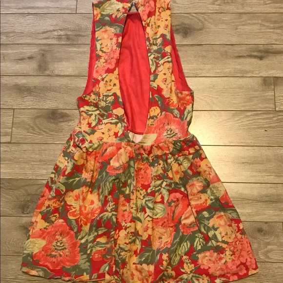 Floral open back romper - Picture 2 of 7